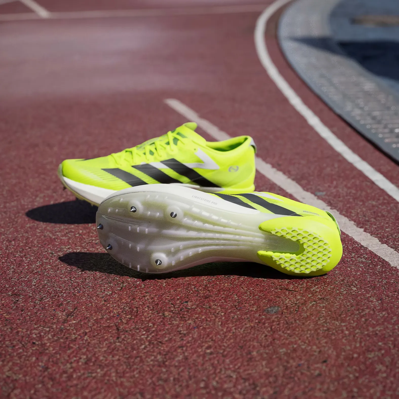 ADIZERO AMBITION 28.0センチ Adidas ADIZERO AMBITION lucid lemon/core black/halo silver